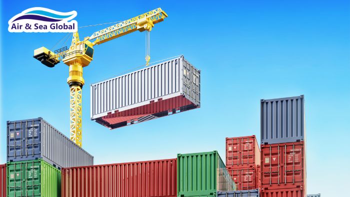 Container tại cảng logistics